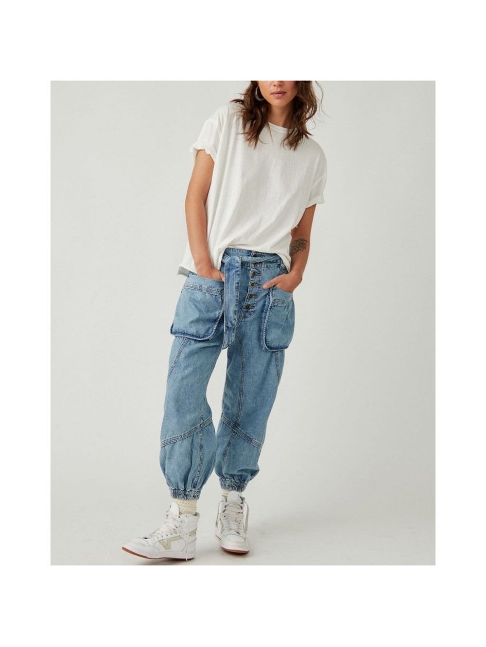 Free People Mai Tai denim joggers Woodstock Blue slouchy harem button fly Sz M